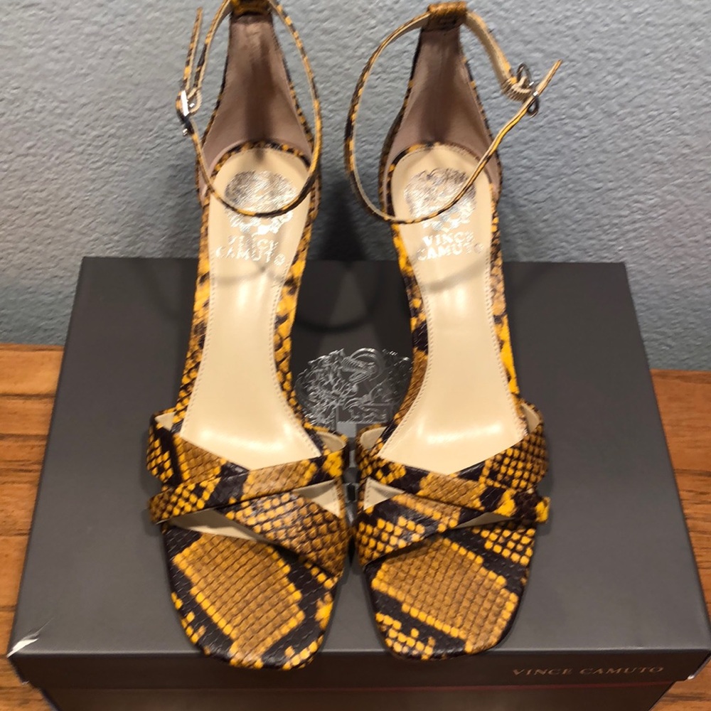 Nwt Vince Camuto Python Sandal Heels - image 2